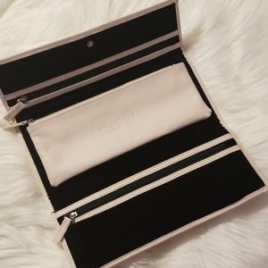 Pandora  Leather Jewerly Roll EUC